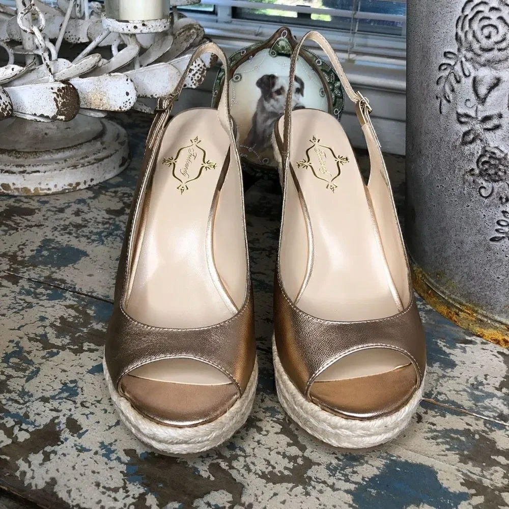 NEW Footcandy Costa Rica Rose Gold Coastal, Y2K Slingback Peep Toe Wedge